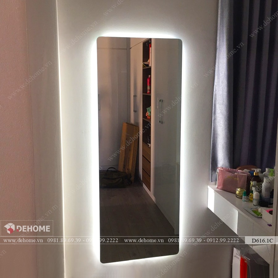 Gương Phòng Ngủ Cao Cấp Có Đèn LED Dehome - D616.1C