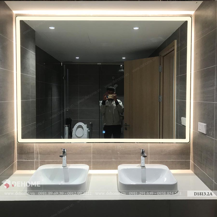 gương phòng tắm có đèn led hình chữ nhật