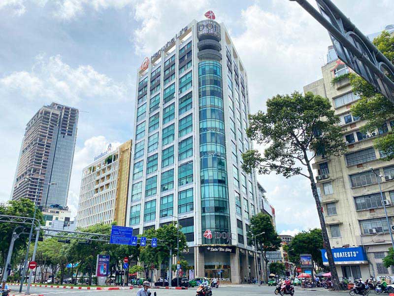 dehome lắp đặt gương tập đoàn doji