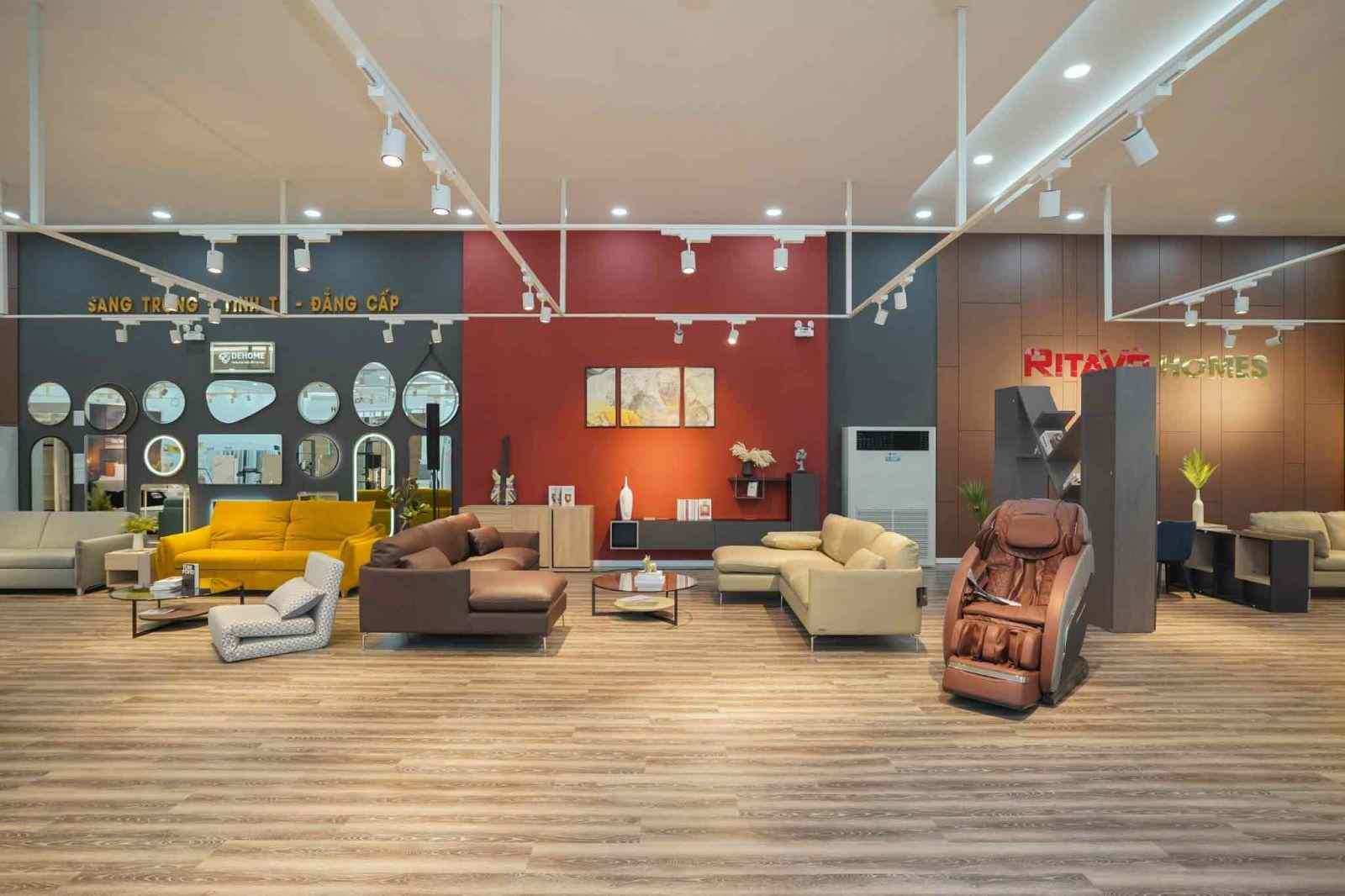 gương dehome tại showroom RitaVo