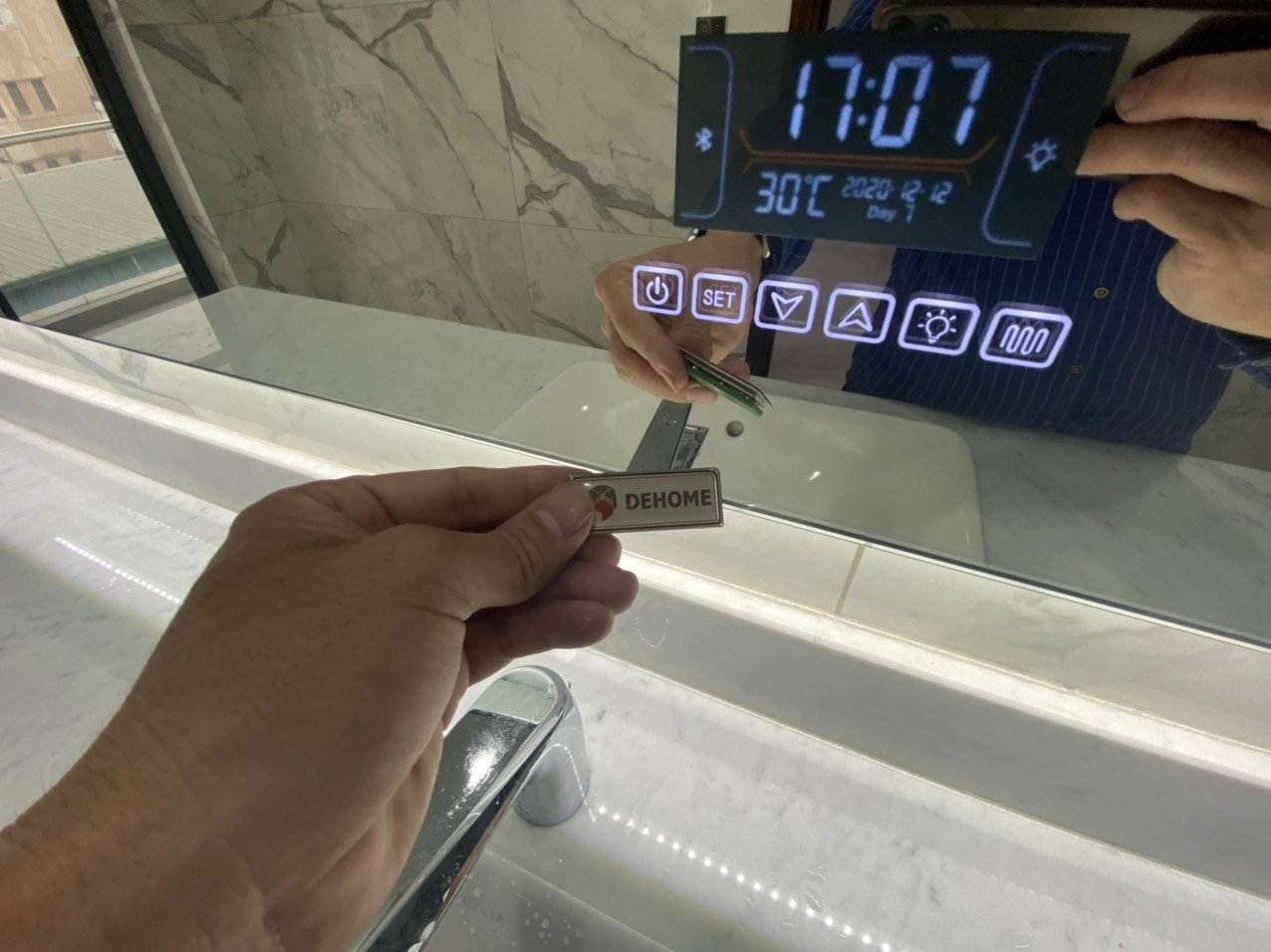 Gương thông minh Dehome