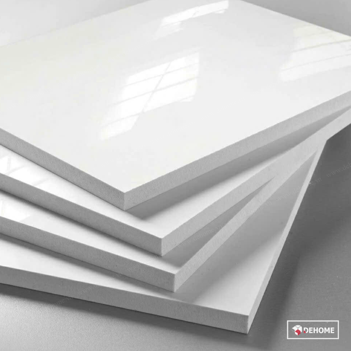 Tủ gương làm từ gỗ nhựa PVC cao cấp